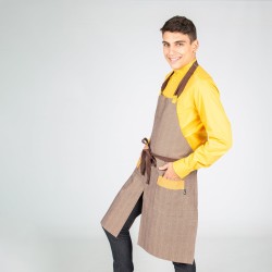 Delantal Con Peto Chocolate Tirante 2 Colores 82X72 Cm | Union Workwear