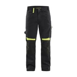 Pantalón sin bolsillos colgantes